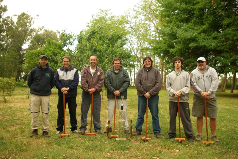 Casi todos los integrantes del Grupo